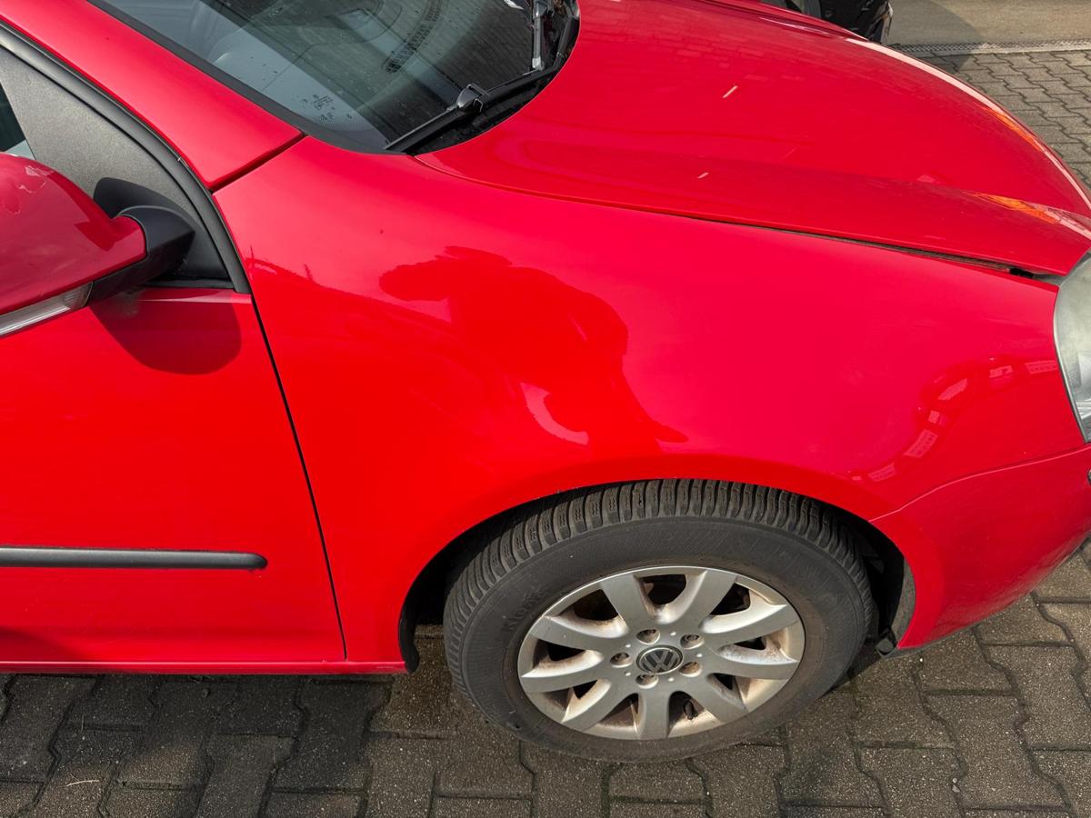 VW Golf V original Kotflügel rechts LY3D Tornadorot Fließheck BJ04